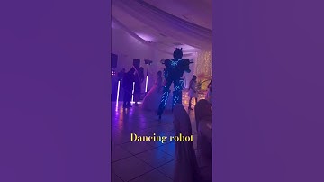 Party robot #robotdance #party #quinceañera