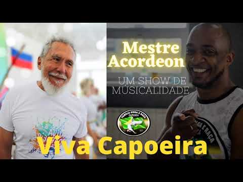 Grande Mestre Acordeon deu um show de musicalidade no festival Viva Capoeira na Rússia .