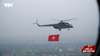 Máy bay treo cờ trong Lễ kỷ niệm 70 năm Chiến thắng Điện Biên Phủ có gì đặc biệt? | VTV24