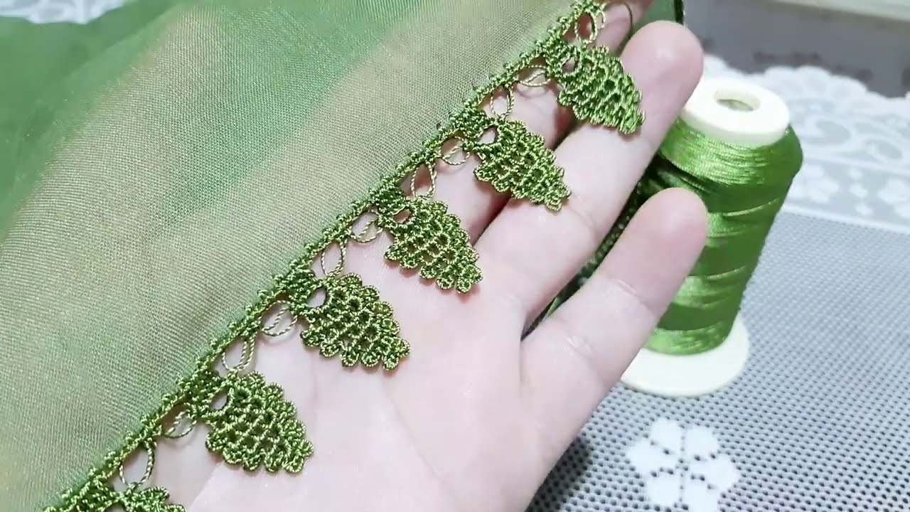 1661 - Çam dalı tek sıra tığ oyası modeli