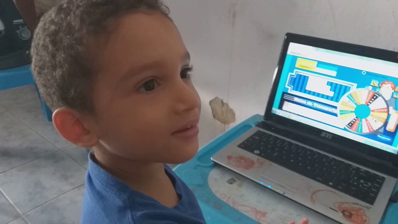 Roda Roda Silvio Santos jogo preferido de Marquinhos YouTube