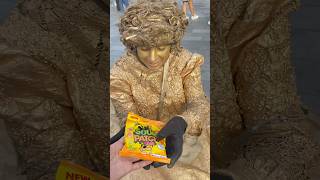 Gold Lady Tries Sour Patch Kids Peach! 🍑😋