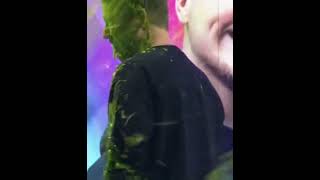 #mrbeast gets slimed at the kids choice awards #shorts