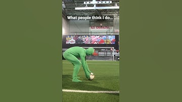 Thumbnail of 433 leaked my KNUCKLEBALL SECRET to MILLIONS of people!! 🤫 #shorts #football #knuckleball