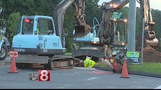 Large water main break closes portion of Maple Avenue in Bristol