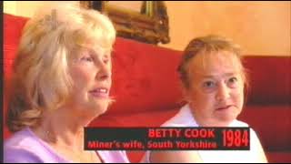 What roles did women play in pit villages before the Miners Strike?
