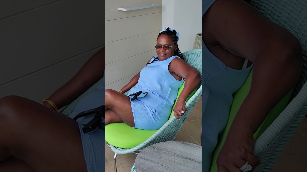 Доктор П. и его жена в отеле Princess Grand Resort в Негриле, Ямайка