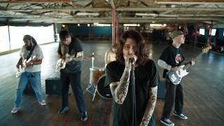 Saint Blonde - ...with little ease (performance video)