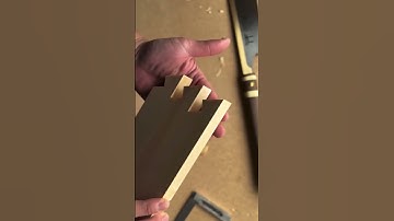 Master the Cross Half Lap Joint with Dovetails!