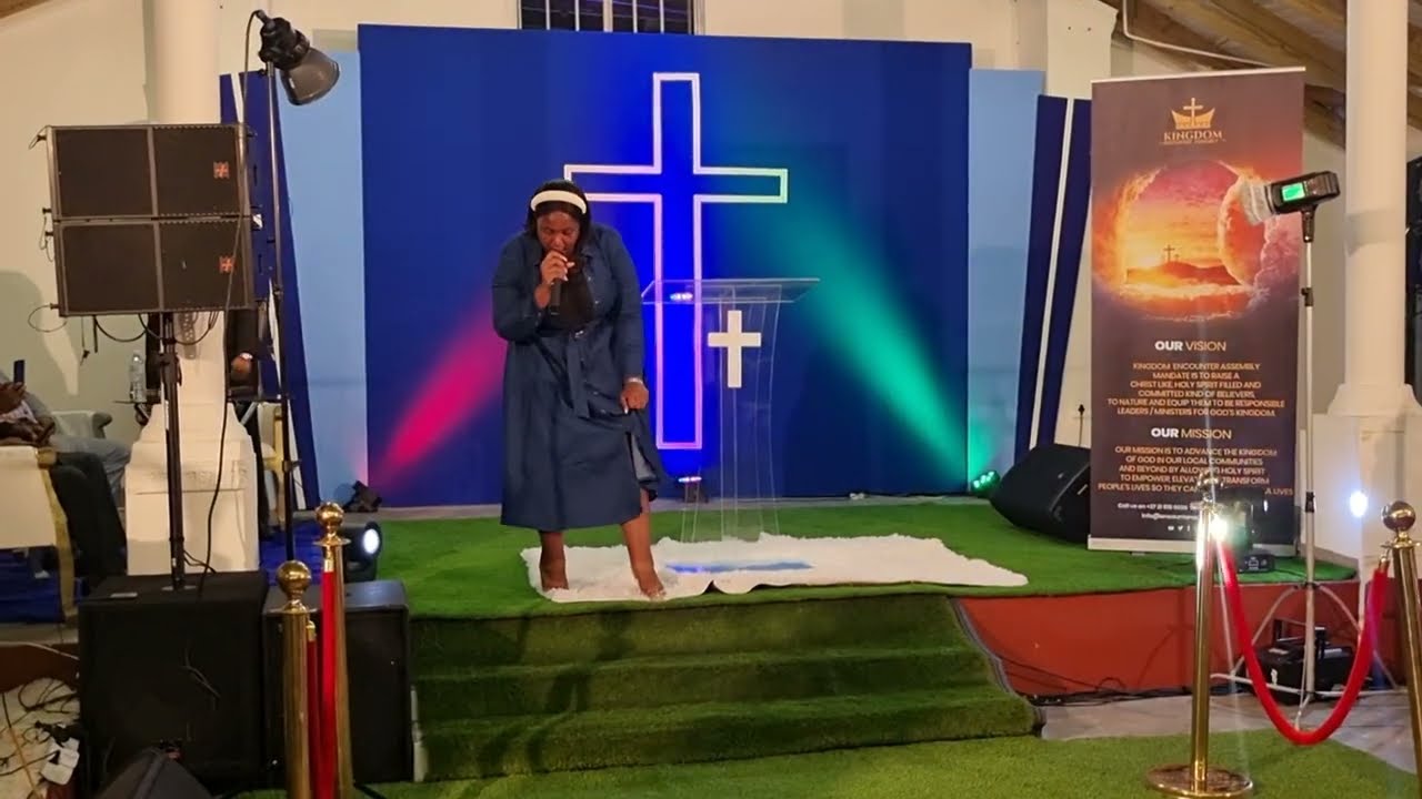 Sophu Mahomba - Aneliswe Osweleyo