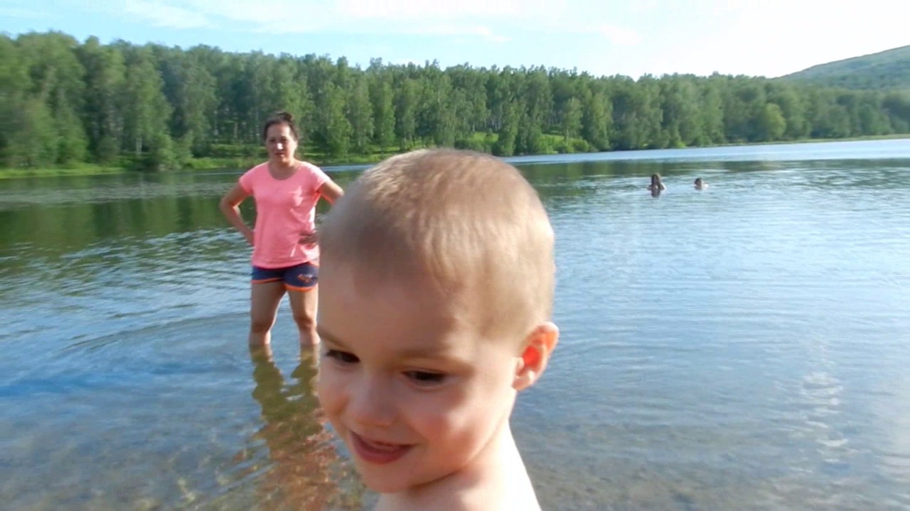 Летнее купание на озере Еловое - YouTube