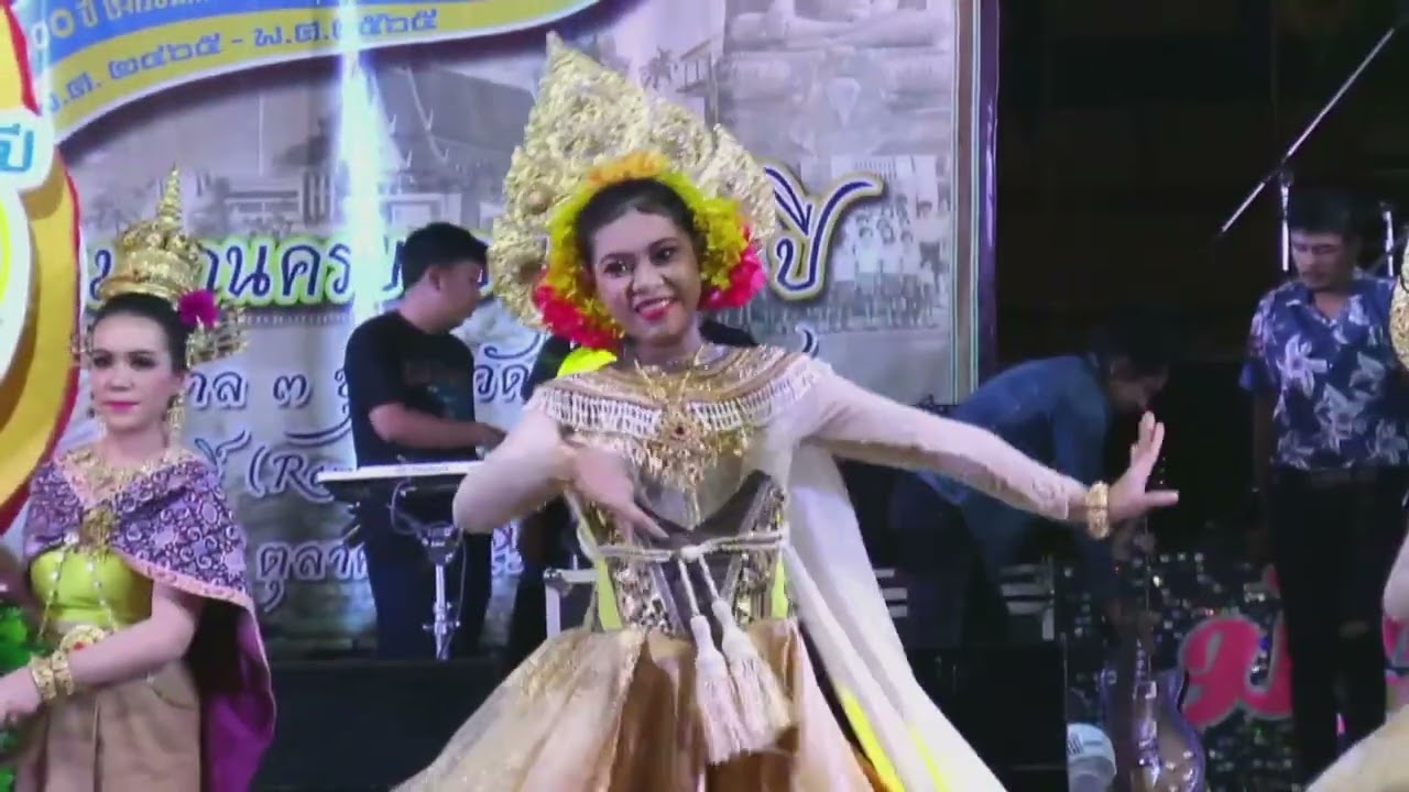 พิธีเปิดงาน100ปี โรงเรียนเทศบาล 3 ชุมชนวัดจันทราวาส สังกัดเทศบาลเมืองเพชรบุรี