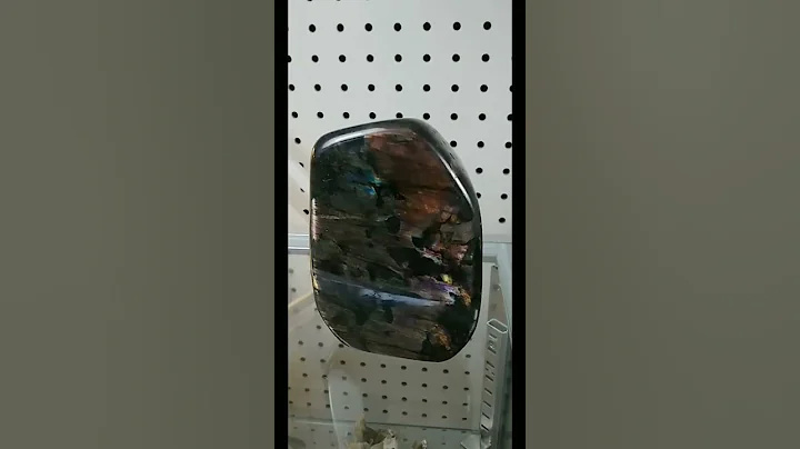 Labradorite is One of My Top 5 Crystals. Sensational! #crystals #gems #nature #minerals