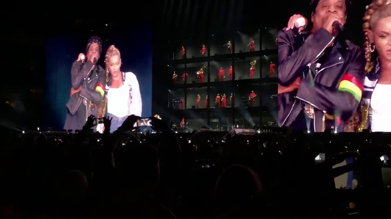 Beyoncè and Jay-Z - Black Effect Live @ On The Run II in Philadelphia