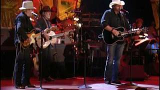 Merle Haggard, Toby Keith, Willie Nelson - Mama Tried chords