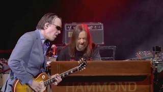 Joe Bonamassa plays Shakira (AMAZING RARE FOOTAGE)