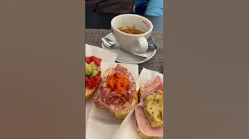 What I Eat In A Day In Venice Italy Food Venice Italy Italianfood 