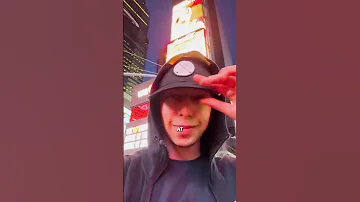 Flipper Zero Hacking In Public 
