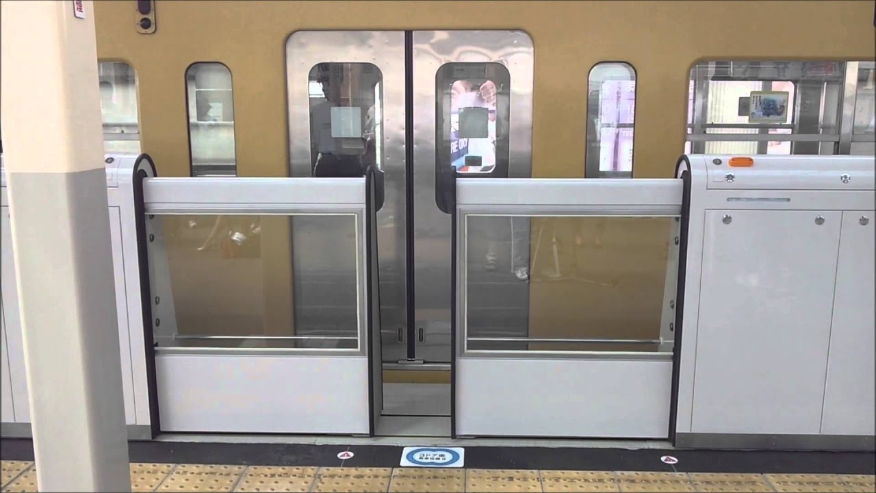 西武新宿線新所沢　移動式ホーム柵　4ドア→3ドア