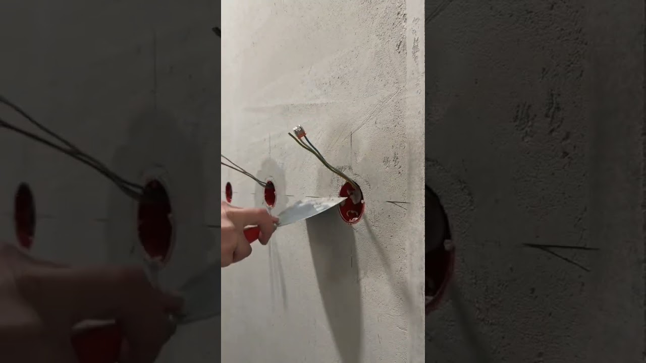 Вмазываем подрозетники 