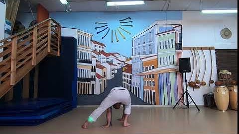capoeira tutorial meia lua de compasso