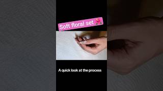 Watch me draw this soft floral set 🌺#nailart #floralnails #softfloralset #pinknails
