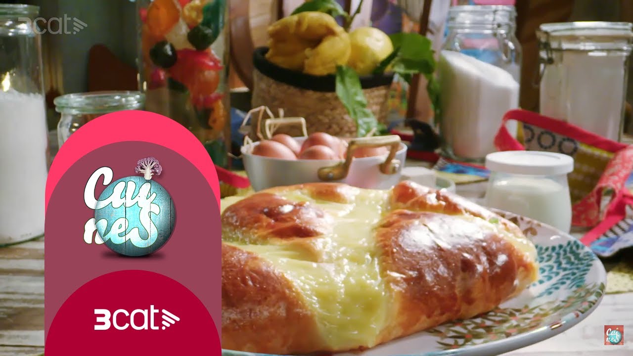 Coca de Sant Joan de fruita confitada - Cuines