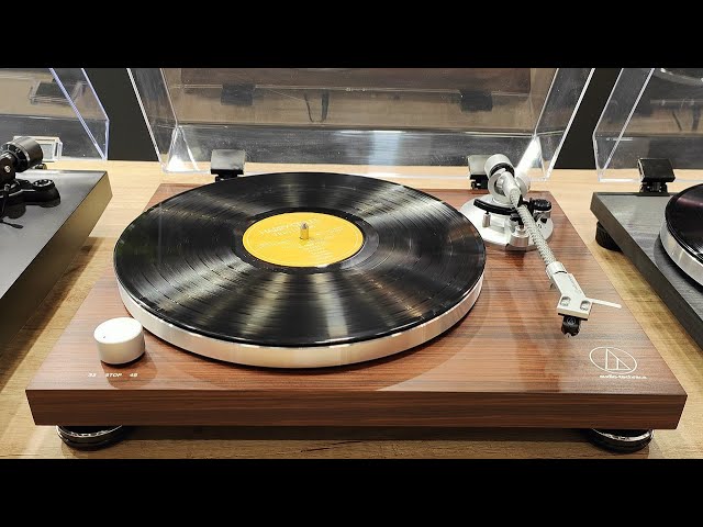Test platine vinyle Audio-Technica AT-LPW50BTRW : raffinée