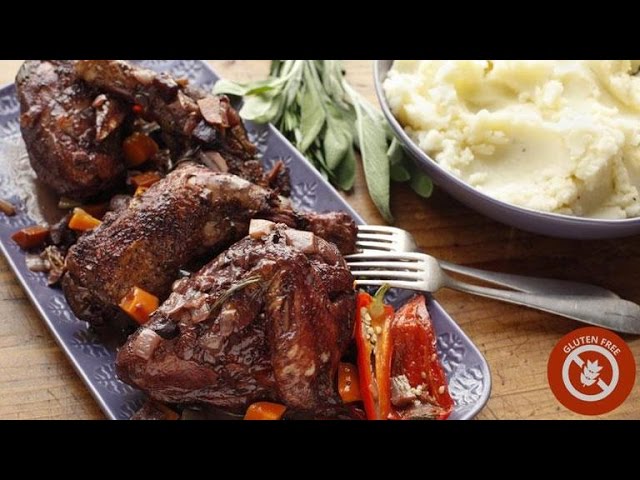 Drunken Chicken with Creamy Garlic Mashed Potatoes | Rachael Ray Show