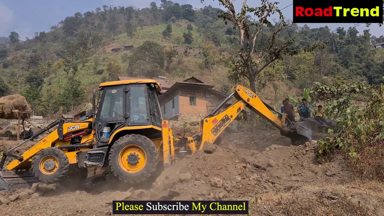 Jcb heavy loader machine leveling hill land