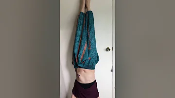 Headstand Day 8 2x Speed (music by Meg Myers)