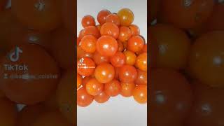 Cherry tomato jam ??مربي الطماطم الكرزية ?? اكيد استغربتو بس طعمه حلو قوي الطريقة بالتعليقات ❤️