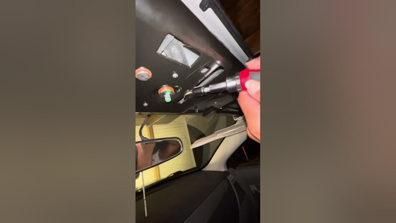PART 2 2008 Chrysler Sebring Convertible Top FIX (TOP GOING UP AND