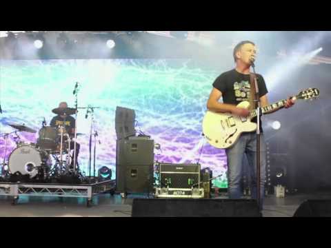The Peep Tempel - live at The Meredith Music Festival 2015