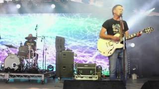 The Peep Tempel - live at The Meredith Music Festival 2015 chords