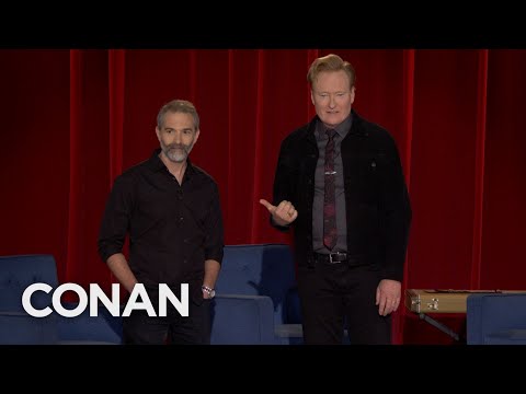 Video: Mexikos Ehemaliger Präsident Schenkte Conan O'Brien Ein Lustiges Geschenk Für Sein TBS-Special