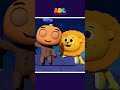 🎃 Abóbora Assustadora Caiu da Paredea #shorts #músicainfantil #aquibebêscantam