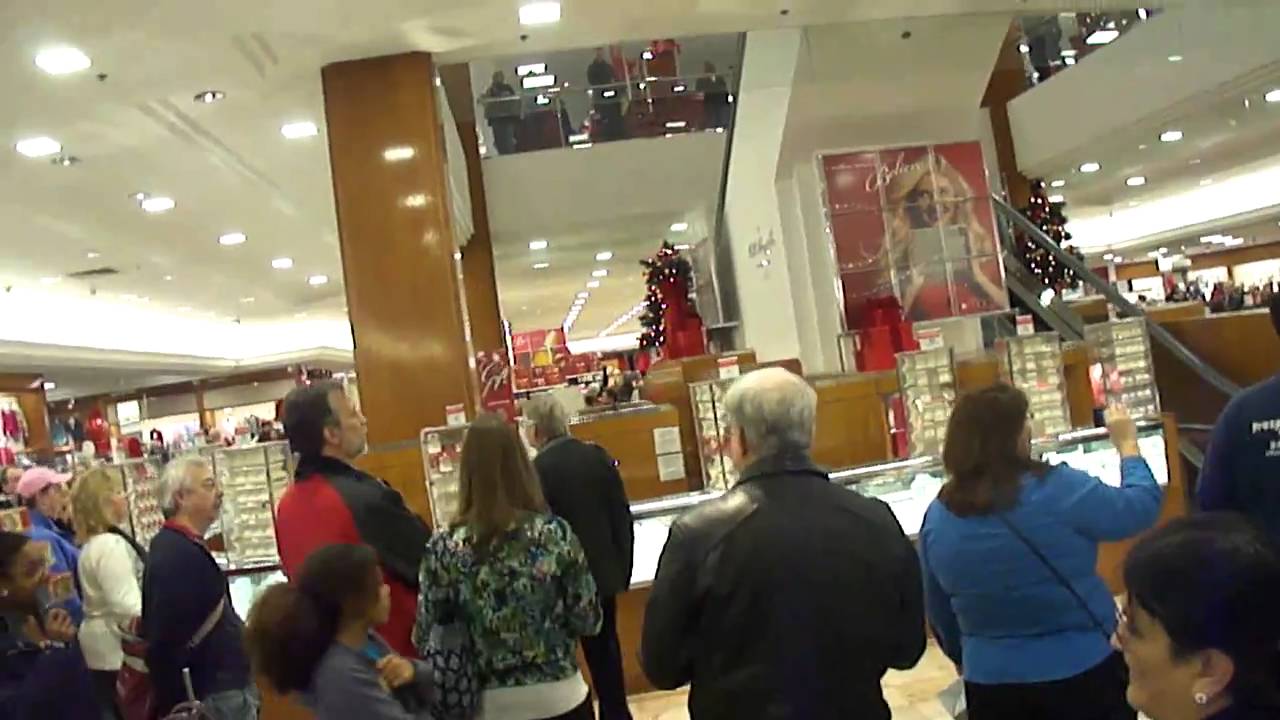 Hallelujah Chorus at Macy's Nashua, NH 12/13/10 YouTube