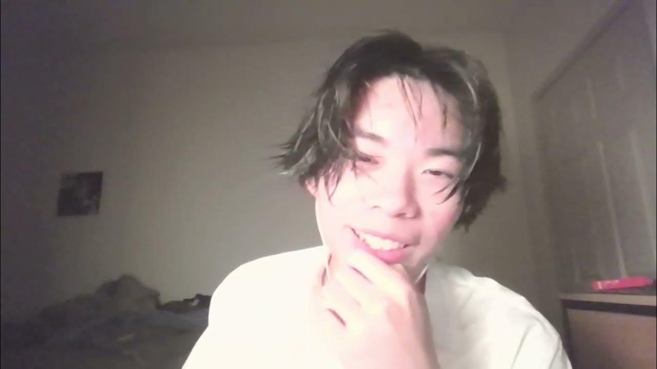 From the screen 💻 to the ring 💍 to the PEN 🖊️to the king 🤴shing🗡️ wheres my crown YouTube