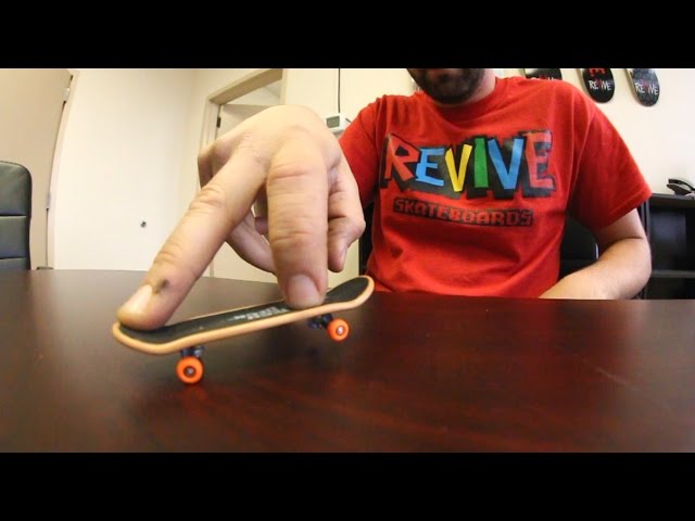 HOW TO FINGERBOARD - YouTube