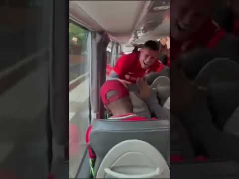 Liverpool team sing Divock Origi’s song to him on the bus 😁