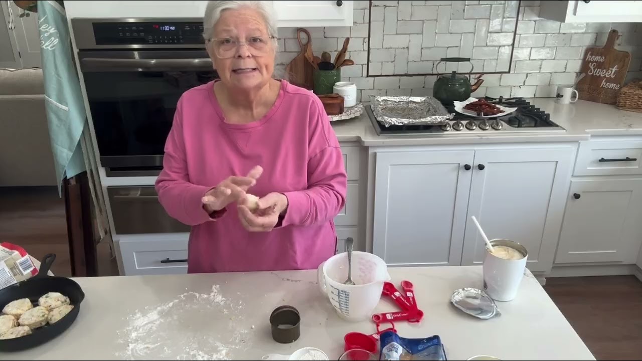 Cheesy, bacon and green onion biscuits. #bacon #cheese #Southernbiscuitcomplete