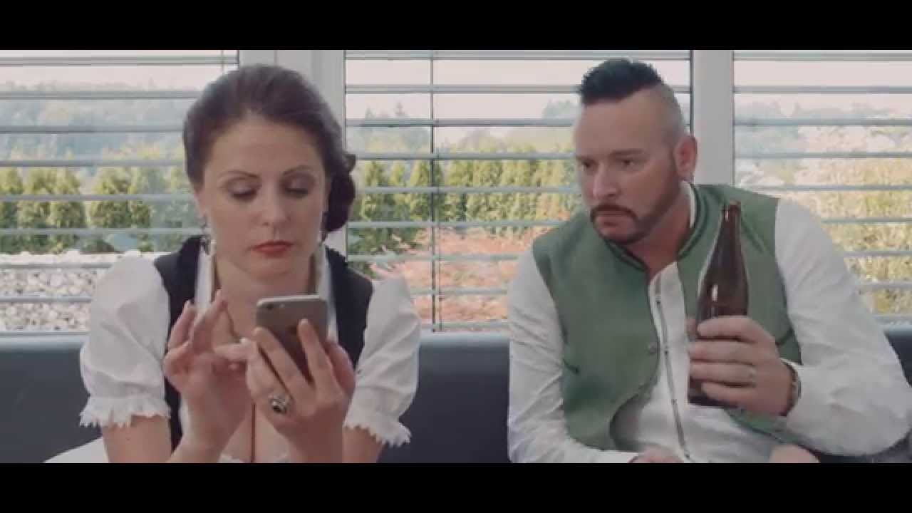Watch HADI (Handwerker- und Dienstleister - APP) - Werbespot 2015 on YouTube Watch HADI (Handwerker- und Dienstleister - APP) - Werbespot 2015 on YouTube