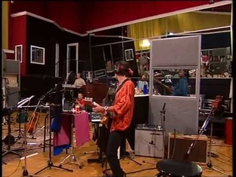 видео: The Rolling Stones in the studio