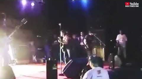 group Rock Andromedha Show Kediri 2006  Lagu Prestasi Ciptaan Zucky Bassit 🤟