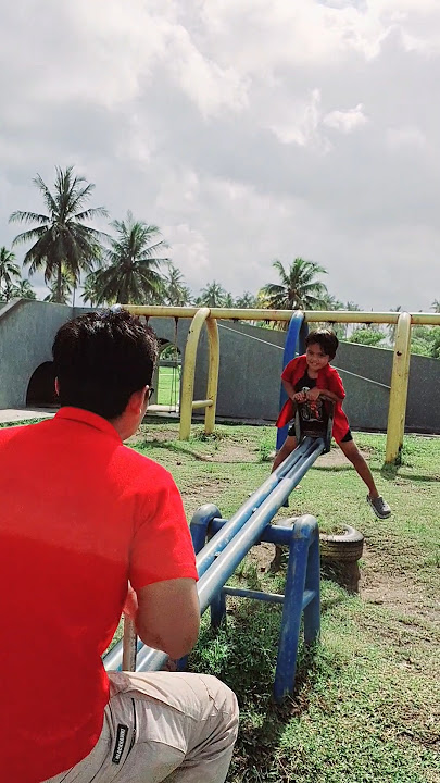 Berat sebelah #shorts #trending #youtubeshorts #short #shortvideo #shortsvideo #ytshorts #fyp #vlog