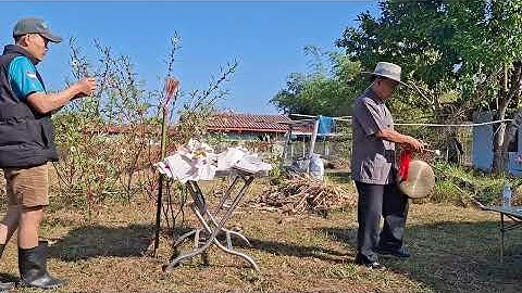 Hau nqaij siav pauj yeem muaj lus sib Liam.