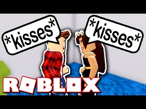 I Caught Them Kissing Roblox Meepcity Youtube - roblox kissing people