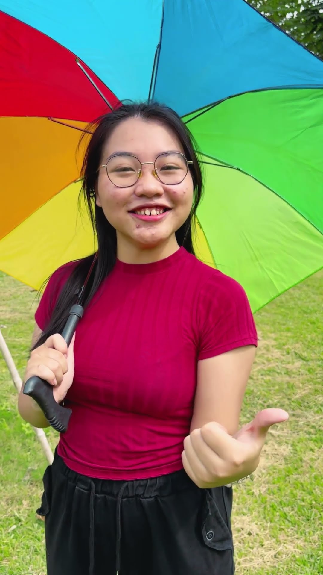 LNS - Cây dù giấy cầu vồng xịn và cùi mía || Umbrella noob vs hacker #shorts