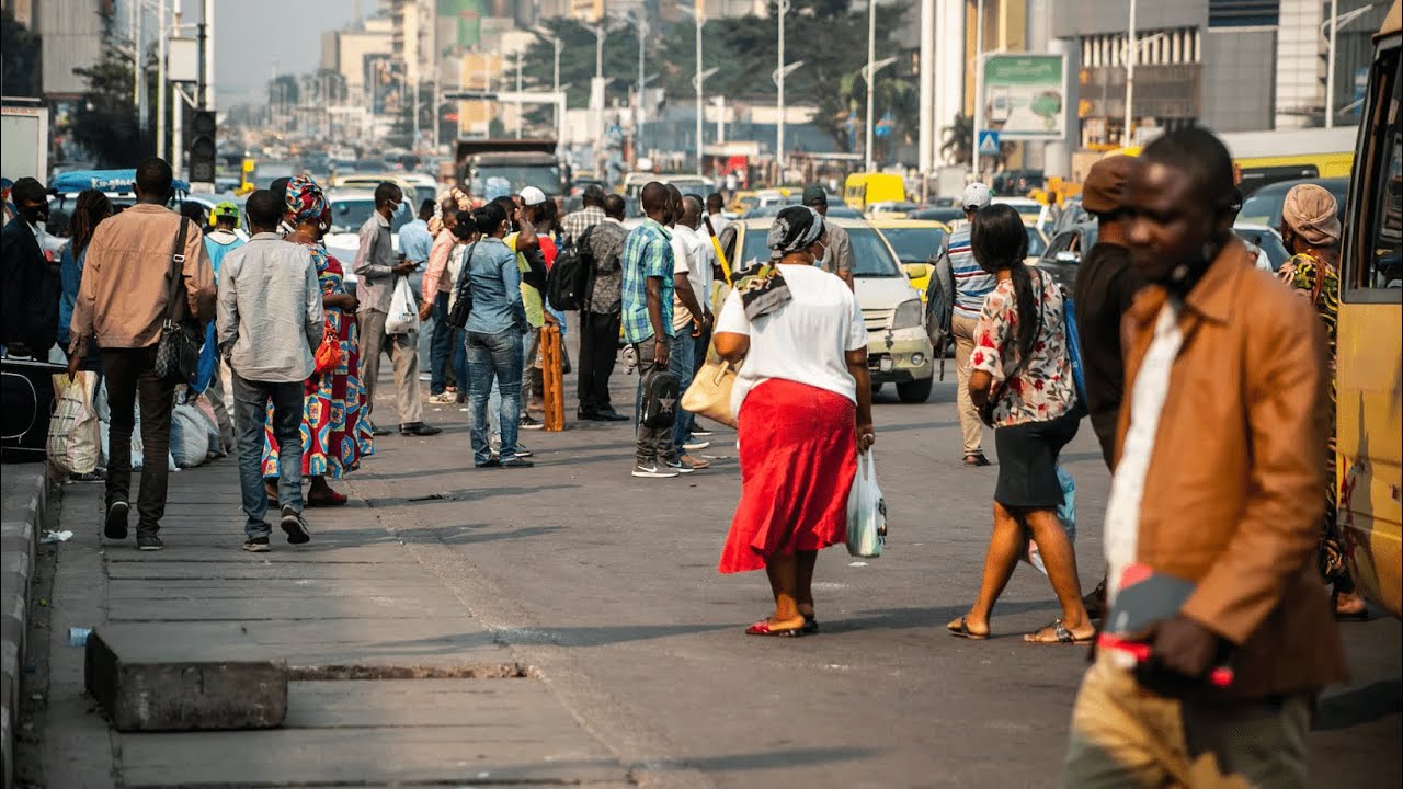 Unbelievable Hustle In Richest Neighborhood In Africa Lekki Lagos unbelievable-hustle-in-richest-neighborhood-in-africa-lekki-lagos